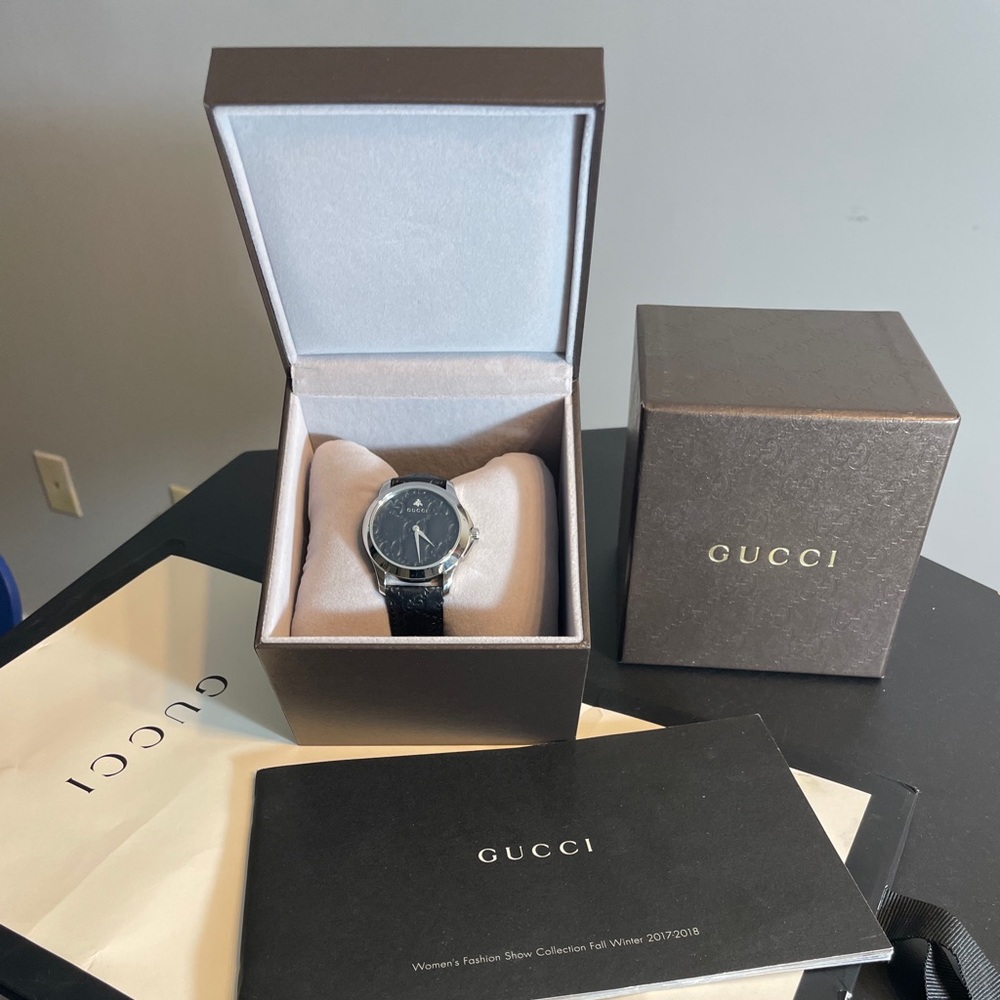 Gucci watch - Picture 2 of 3